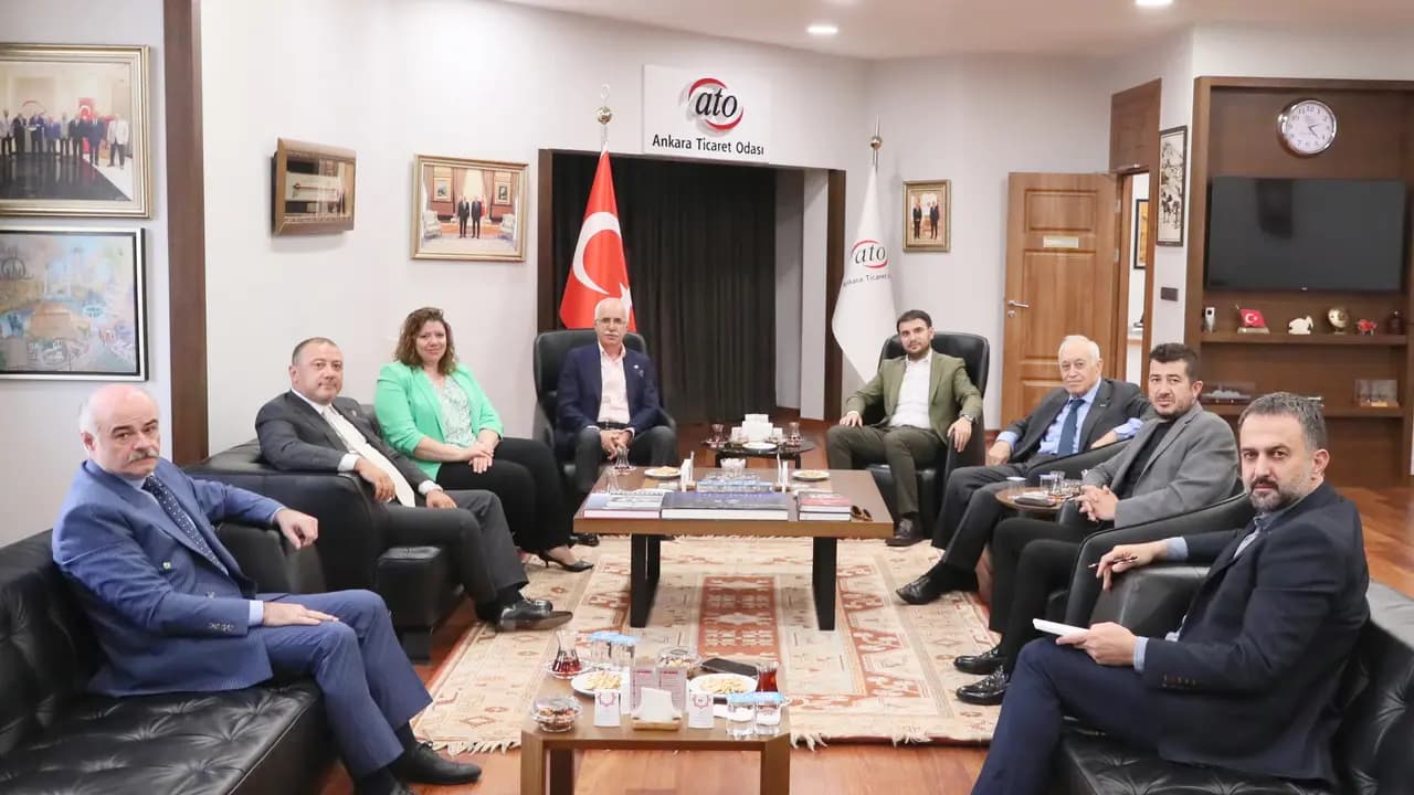 Ankara Ticaret Borsası hizmet binası içinden bir görünüm